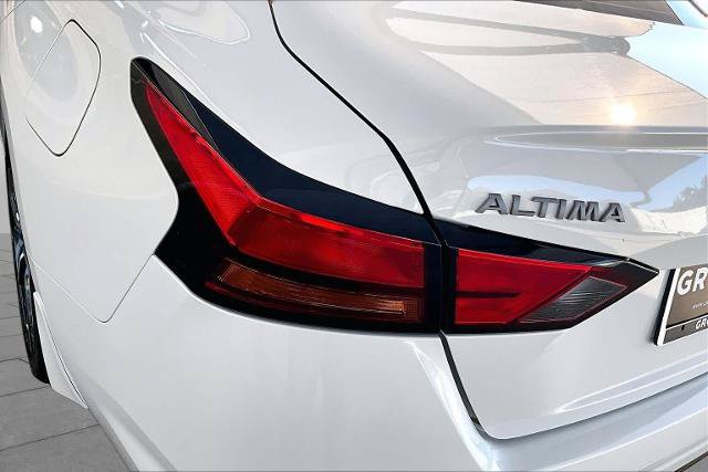 Certified 2024 Nissan Altima 2.5 SR FWD image 28