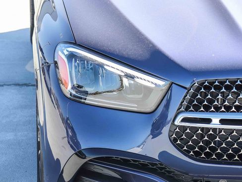 Used 2025 Mercedes-Benz GLE 450 4MATIC Coupe image 11