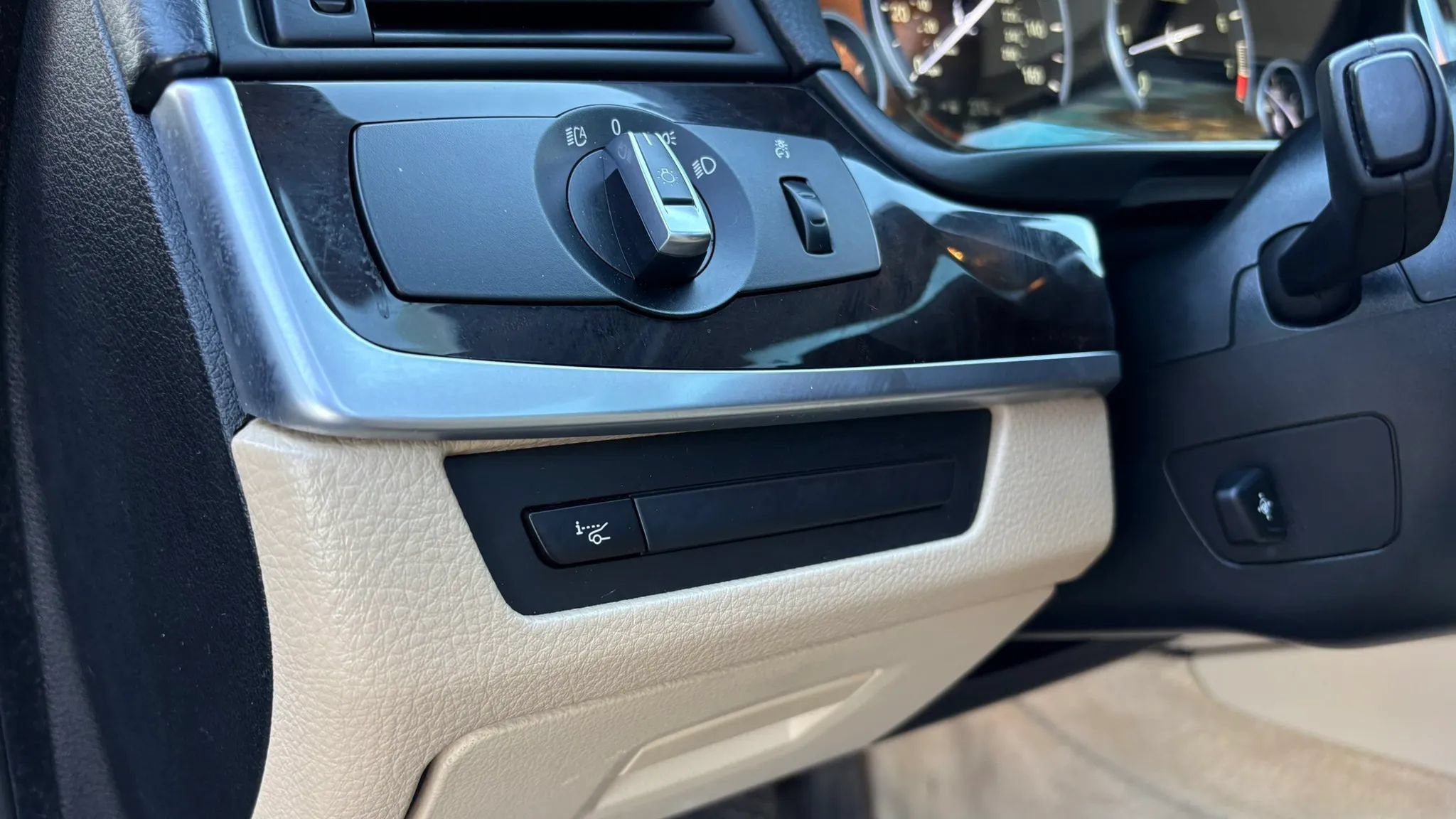 Used 2014 BMW 535i Sedan RWD image 16