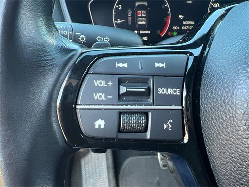 Used 2023 Honda Civic Sport image 16