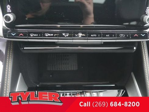 New 2026 Jeep Grand Wagoneer 4WD image 34