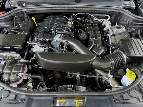 Used 2025 Dodge Durango GT image 30