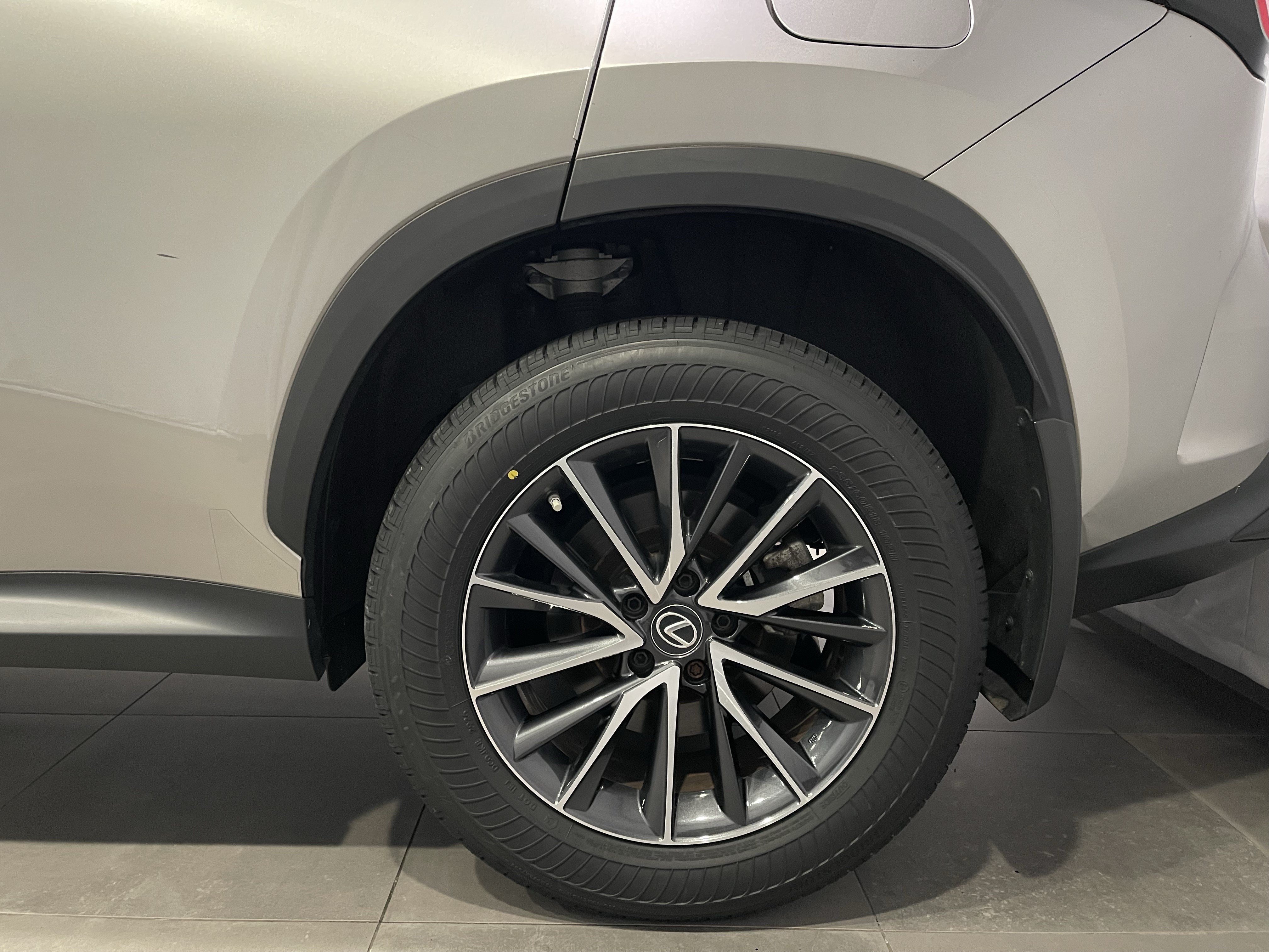 Used 2023 Lexus NX 350 AWD image 8