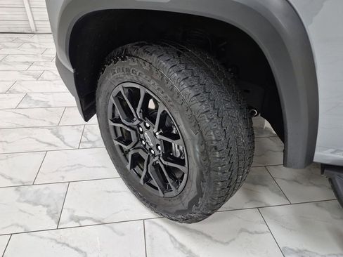 Used 2024 Chevrolet Colorado Trail Boss w/ LPO, Dark Essentials Package image 34