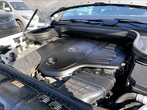 Used 2022 Mercedes-Benz GLS 450 4MATIC image 34