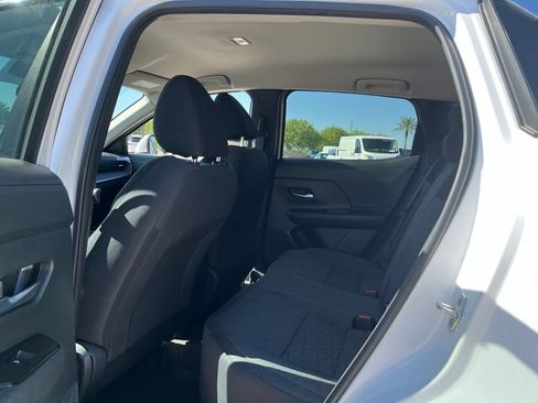 Used 2025 Nissan Kicks SV FWD image 16