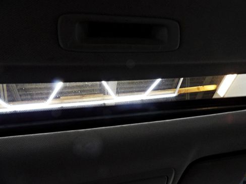 Used 2017 Honda Accord EX-L image 18