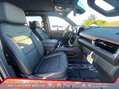 New 2026 GMC Yukon Denali w/ Denali Reserve Package image 21