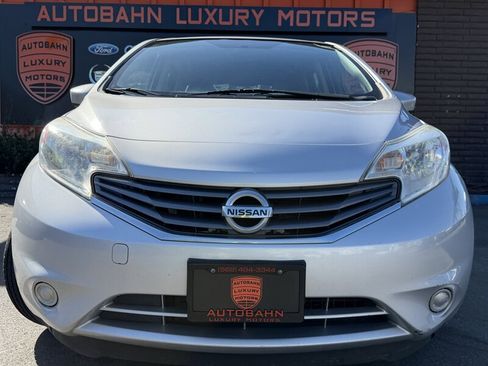 Used 2015 Nissan Versa Note SV FWD image 2