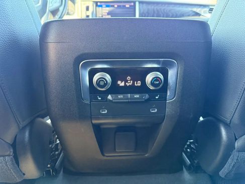 Used 2021 GMC Yukon Denali AWD/4WD image 34
