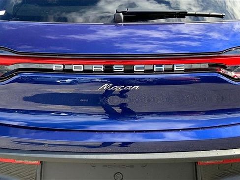 Certified 2026 Porsche Macan image 38