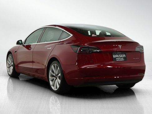 Used 2018 Tesla Model 3 Long Range image 3