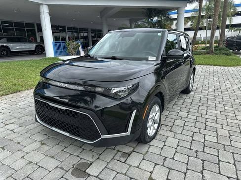 Used 2024 Kia Soul LX w/ Option Group 015 FWD image 20