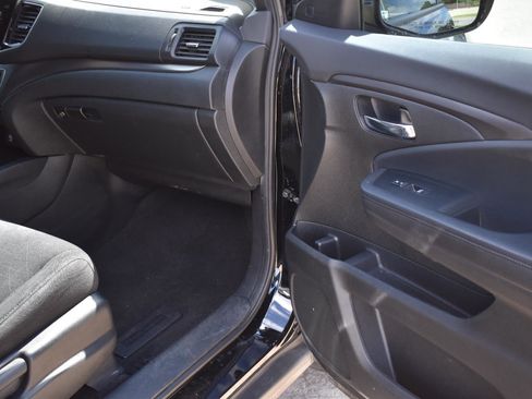 Used 2022 Honda Pilot Sport image 15