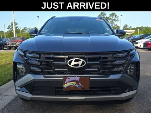 Used 2025 Hyundai Tucson SEL FWD image 2