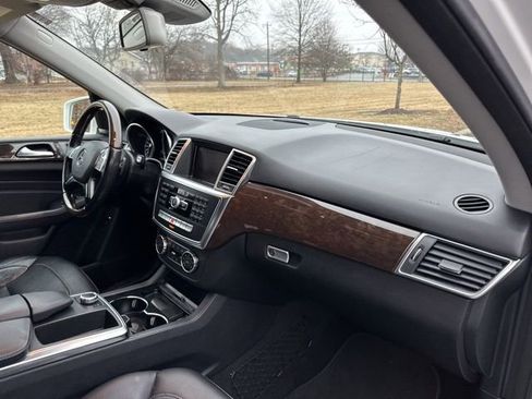 Used 2015 Mercedes-Benz ML 350 ML 350 image 21
