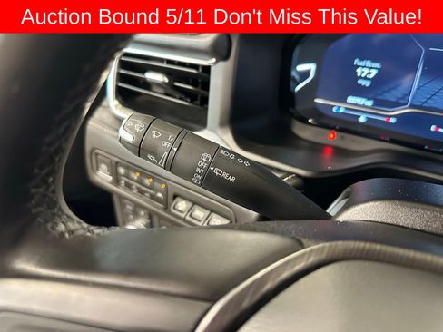 Used 2024 GMC Yukon Denali Ultimate AWD/4WD image 20