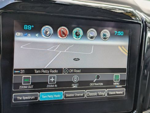 Used 2019 Chevrolet Traverse Premier w/ LPO, Floor Liner Package AWD/4WD image 21