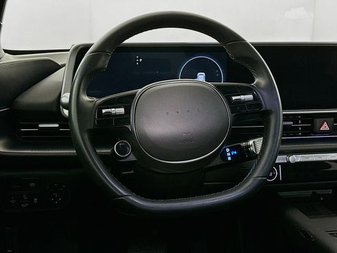 Used 2024 Hyundai Ioniq 6 SEL image 17