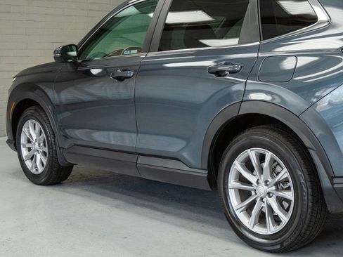 Used 2023 Honda CR-V EX-L image 39