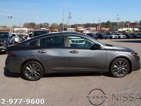 New 2026 Nissan Sentra SL FWD image 4
