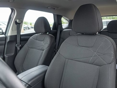 Certified 2026 Hyundai Tucson SE FWD image 13