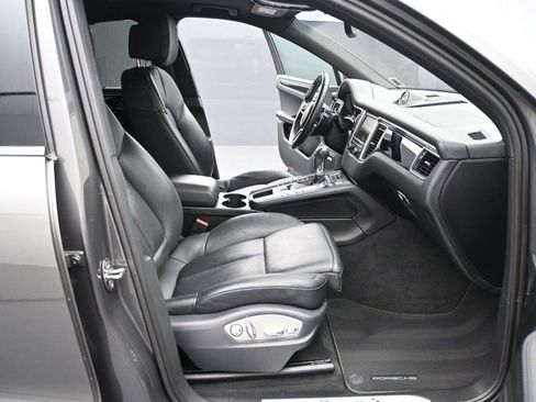 Used 2015 Porsche Macan S AWD/4WD image 15
