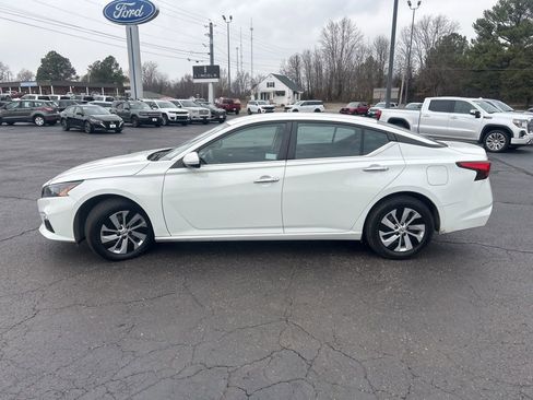 Used 2022 Nissan Altima 2.5 S image 4