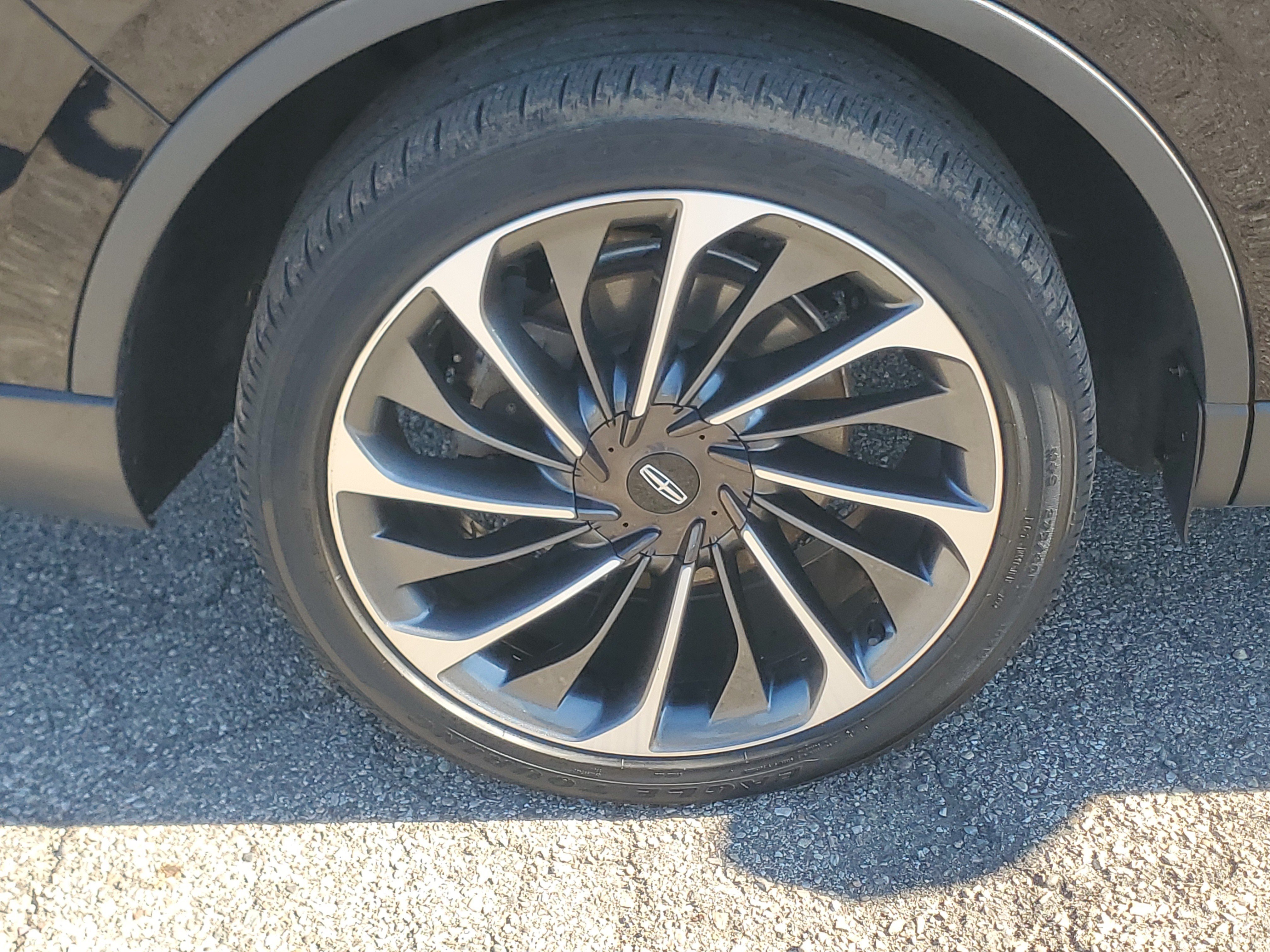 Used 2025 Lincoln Aviator Reserve w/ Illumination Package AWD/4WD image 7