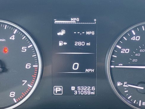 Used 2023 Subaru Ascent Premium w/ Convenience Package AWD/4WD image 12
