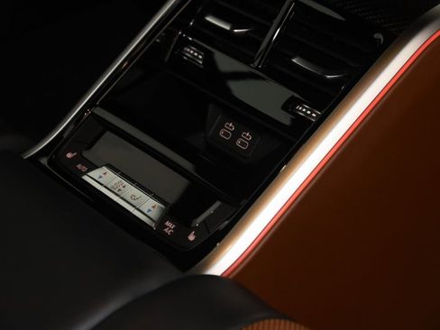 Used 2024 BMW ALPINA B8 xDrive Gran Coupe image 17