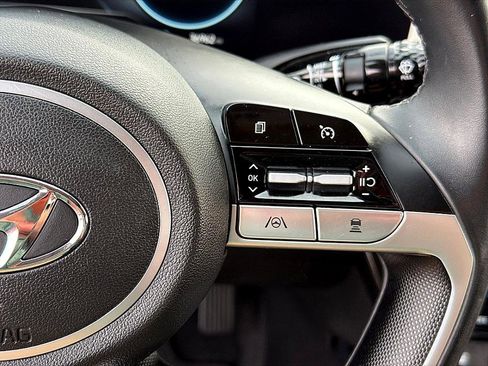 Certified 2023 Hyundai Elantra Limited w/ Cargo Package image 17