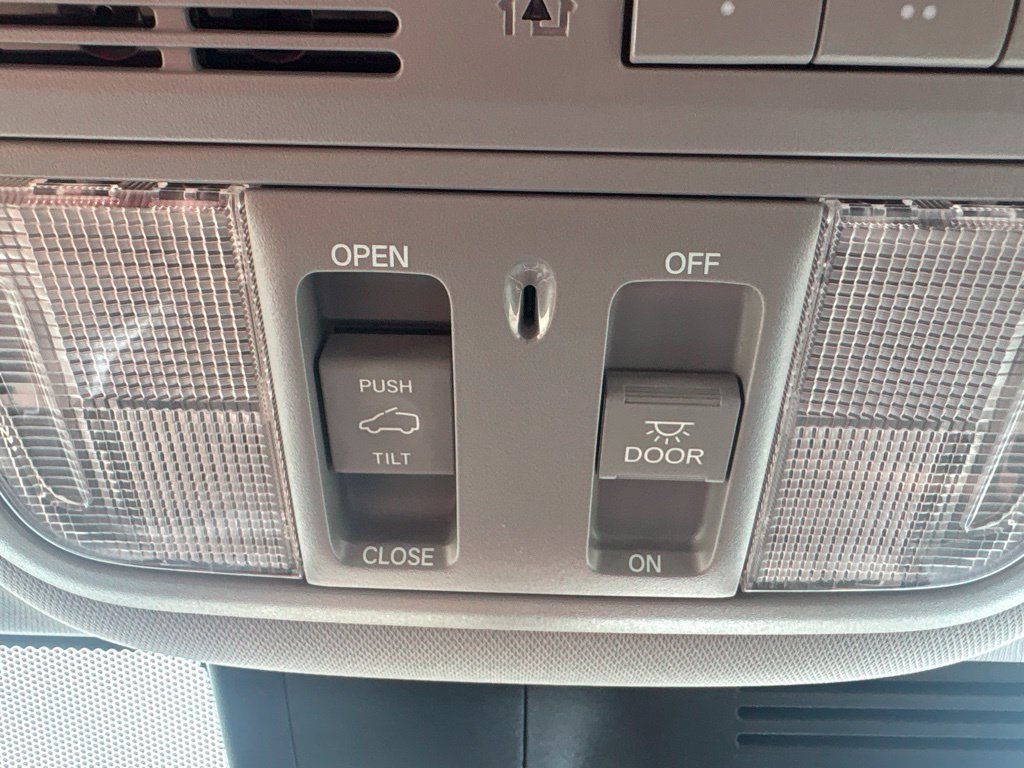 Used 2020 Honda CR-V EX-L image 23