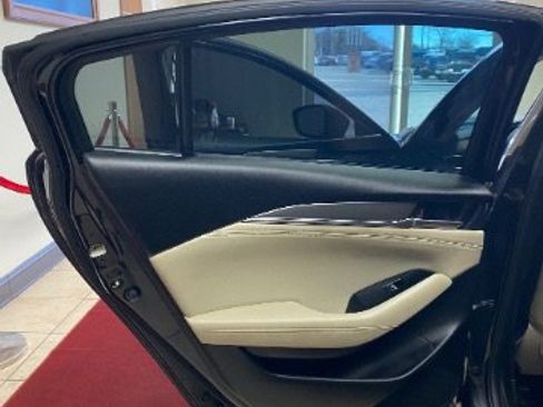 Used 2019 MAZDA MAZDA6 Touring image 12