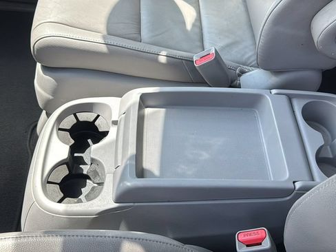 Used 2013 Honda Odyssey EX-L image 23