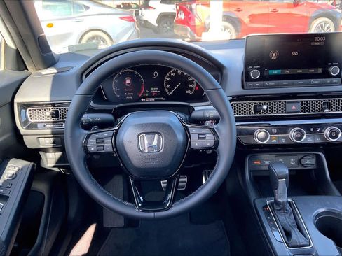 Used 2025 Honda Civic Sport image 6