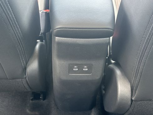 New 2026 Nissan Kicks SR FWD image 15