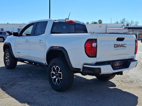 New 2025 GMC Canyon AT4 w/ AT4X Package AWD/4WD image 11