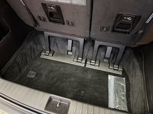 Used 2025 Kia Carnival SX image 43