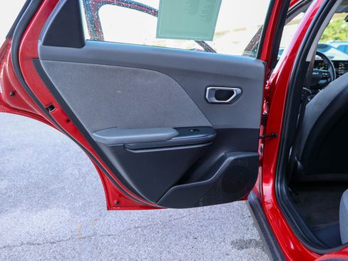Used 2025 Kia K4 EX FWD image 34