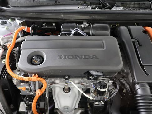 Certified 2025 Honda Accord Sport image 21