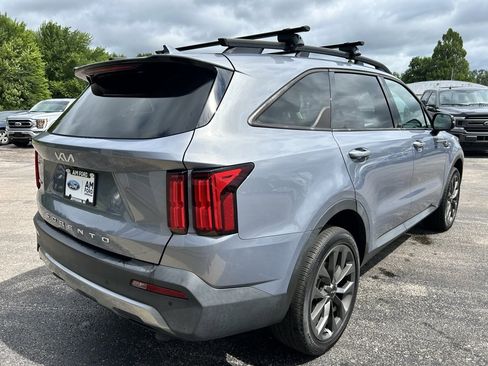 Used 2022 Kia Sorento SX Prestige image 17
