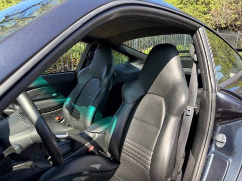 Used 2004 Porsche 911 GT3 image 11