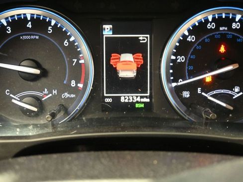 Used 2018 Toyota Highlander Limited Platinum image 19