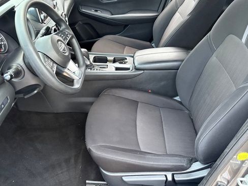 Certified 2024 Nissan Sentra SV image 30