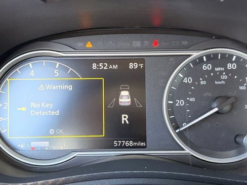 Certified 2024 Nissan Versa SV FWD image 31