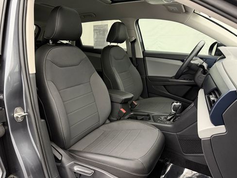 Used 2022 Volkswagen Taos SE image 32