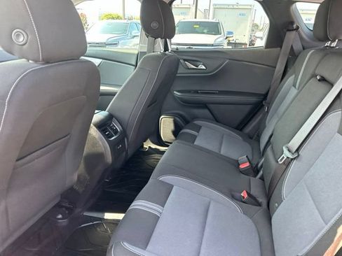 Used 2024 Chevrolet Blazer LT w/ Convenience Package FWD image 27