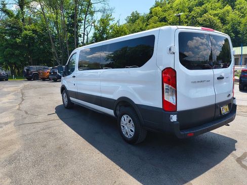 Used 2022 Ford Transit 350 XLT RWD image 7