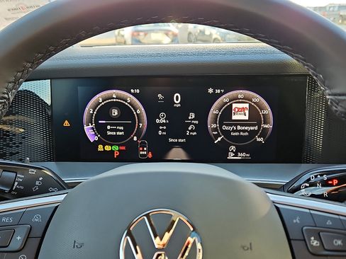 New 2026 Volkswagen Tiguan SE R-Line image 19